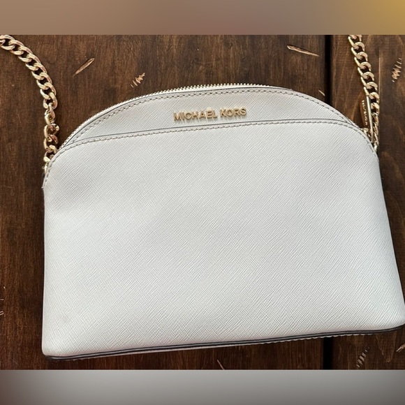 Purse closet clean out! 2 for $50 - Picture 1 of 9